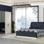 ISO 9001 kalite standartlarına sahip yatak odası takımları, bazalı karyolası ve geniş dolap yapısıyla uzun ömürlü kullanım sağlar.