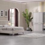 Modern stilin en güzel örneklerinden biri olan takım, fonksiyonel kullanım imkânı sunar. Tüm Türkiye ve Avrupa’ya teslimat avantajıyla satıştadır.