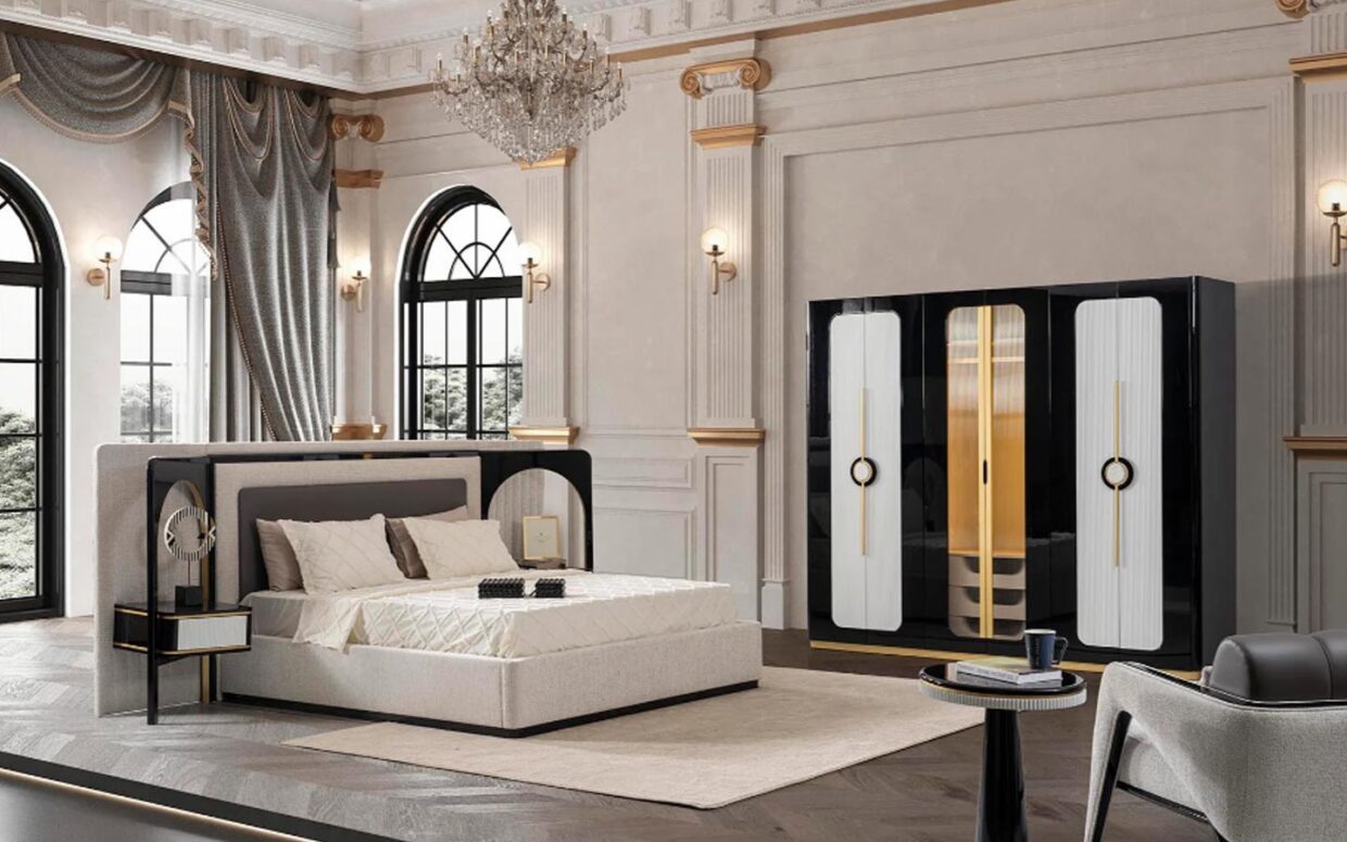 Modern tasarımı ve fonksiyonelliği ile öne çıkan bu yatak odası takımı, estetik görünümü ve kullanım kolaylığıyla yaşam alanlarınıza değer katıyor. Takım içeriğinde 1 adet geniş iç hacimli dolap, 1 adet başlıklı karyola ve 2 adet komodin bulunmaktadır. 160x200 ölçülerindeki bazalı karyola, ekstra depolama alanı sunarak yatak odasında düzen sağlamaya yardımcı olur. Dolap içeriği askılıklı, raflı ve çekmeceli bölmeleriyle kıyafetlerinizi ve eşyalarınızı organize etmenizi kolaylaştırır. ISO 9001 Avrupa kalite standartlarında üretilmiş sağlam iskelet malzemesi uzun ömürlü ve güvenilir kullanım garantisi verir. Modern çizgisiyle yatak odanıza şıklık katan bu takım, pratik temizlik imkânı sayesinde günlük kullanıma uygundur. Ürün yüzeyleri yoğun kimyasal içermeyen temizleyicilerle kolayca temizlenebilir. Tüm parçalar demonte şekilde paketlenip gönderilir ve kolay kurulum imkânı sunar. Türkiye’nin her yerine ve Avrupa ülkelerine 25-35 iş günü içerisinde güvenle teslim edilmektedir.